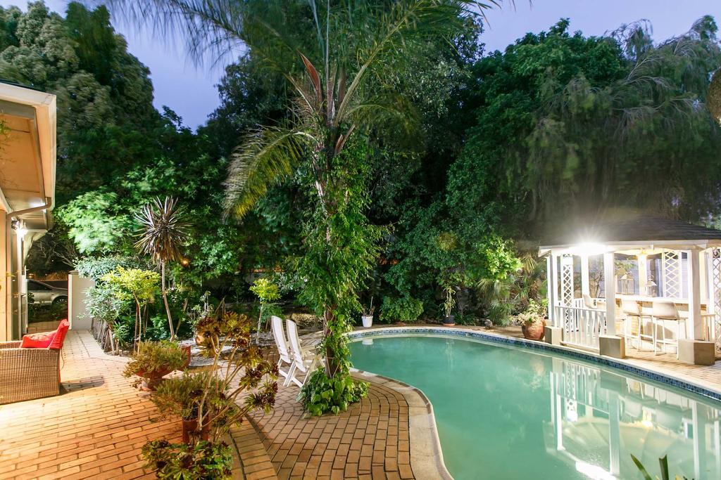 Sun Bell Lodge Bellville Buitenkant foto