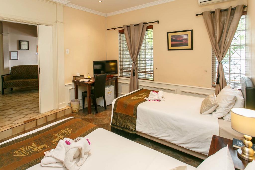 Sun Bell Lodge Bellville Buitenkant foto