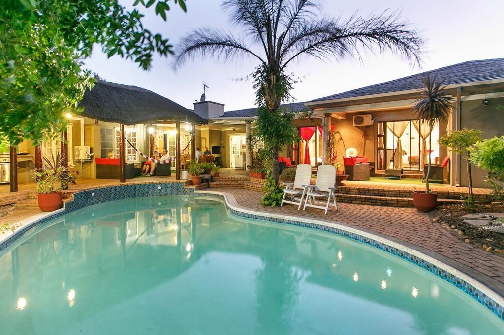 Sun Bell Lodge Bellville Buitenkant foto