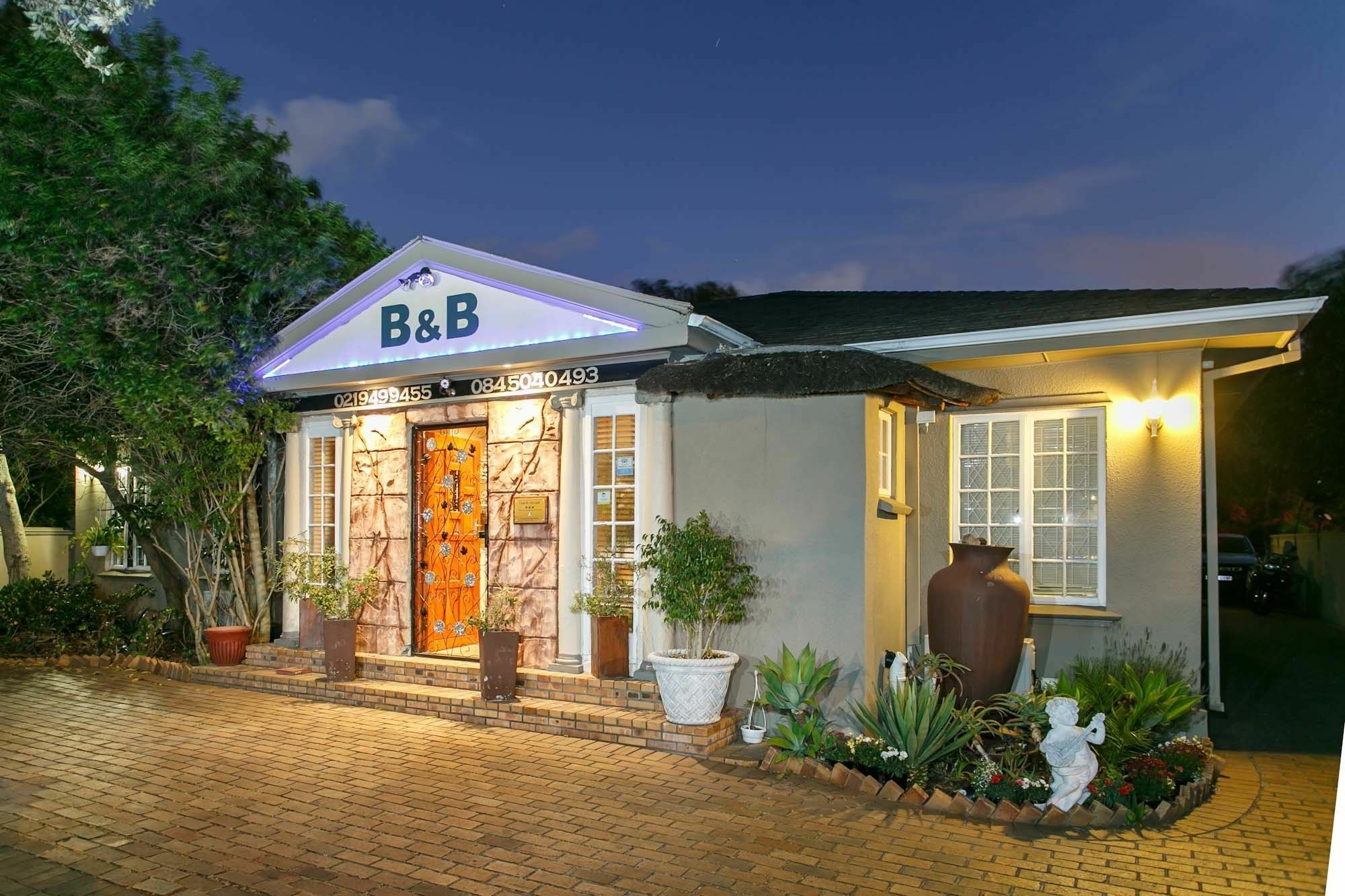 Sun Bell Lodge Bellville Buitenkant foto